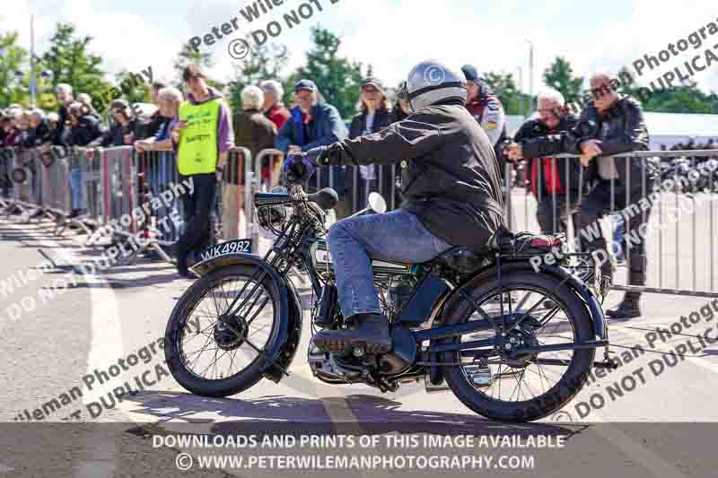 Vintage motorcycle club;eventdigitalimages;no limits trackdays;peter wileman photography;vintage motocycles;vmcc banbury run photographs